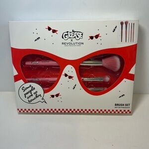 Grease X Revolution Pink Makeup Brush Set of 5 NWT